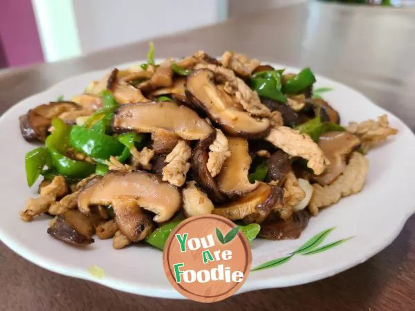 Fried Shredded Pork with Mushrooms and Green Peppers