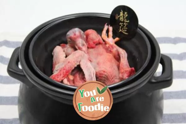 Lidong recipe, Longyan stewed pigeon with Cordyceps sinensis