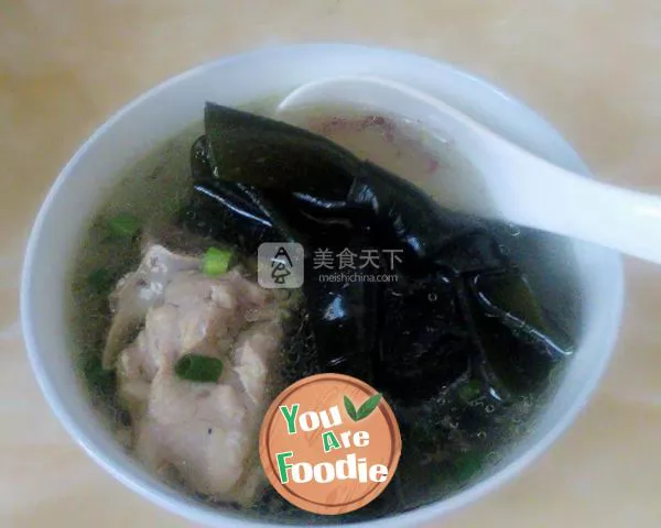 Kelp and Spareribs Soup