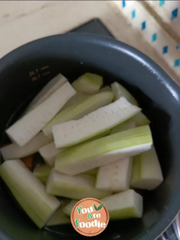Loofah ginger slice soup