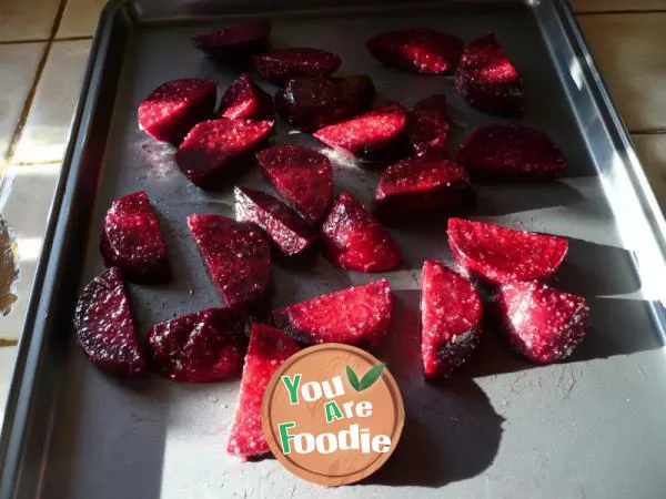 Beet head carrot salad