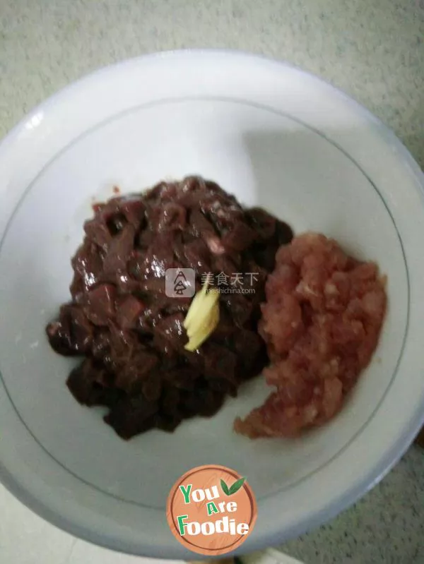 Minced pork liver soup