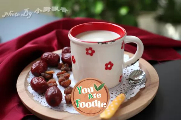 Jujube longan soybean milk