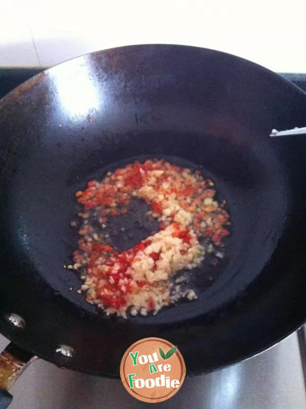 Shrimp with minced garlic and vermicelli