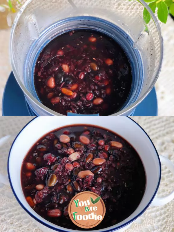 Three black and four red porridge