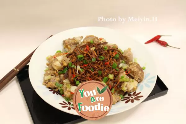 Steamed spareribs with Cordyceps flower