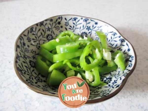 Quick fried bitter gourd and pepper in soy sauce