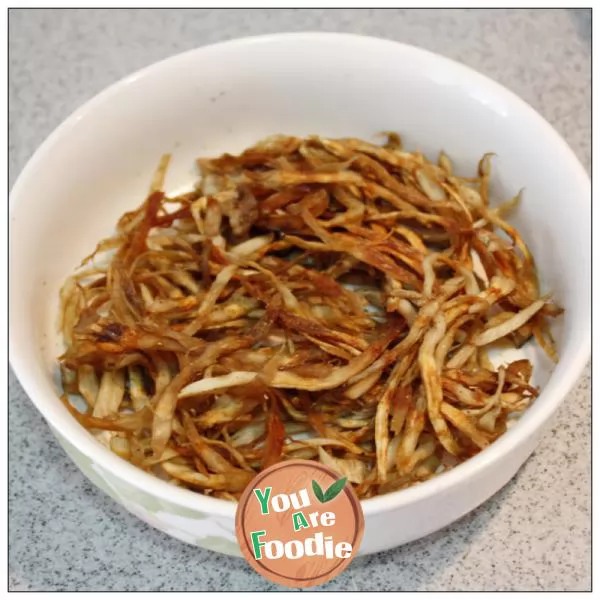 Microwave oven makes healthy, simple and delicious ----- stir fried hand shredded Pleurotus eryngii