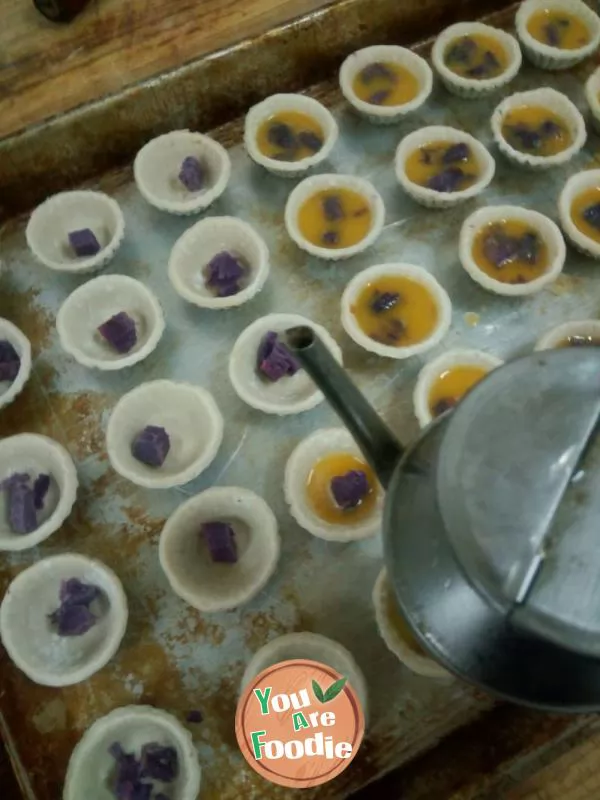 Purple potato egg tart