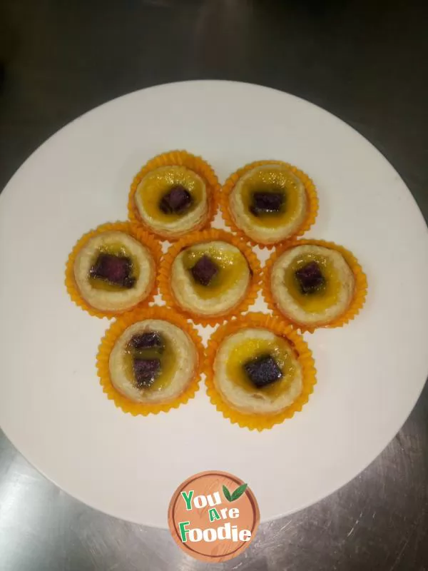 Purple potato egg tart