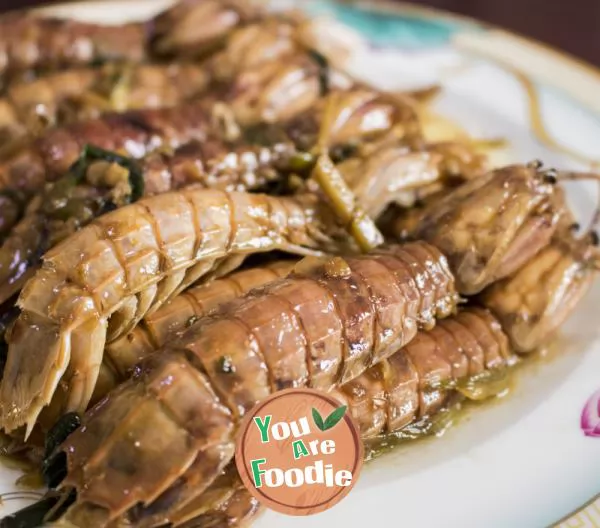 Fried shrimps with Scallion (wrasse urine shrimp)