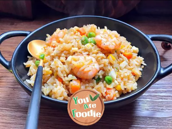 [Shanghai] fried rice with shrimp oil, shrimp meat and salted egg