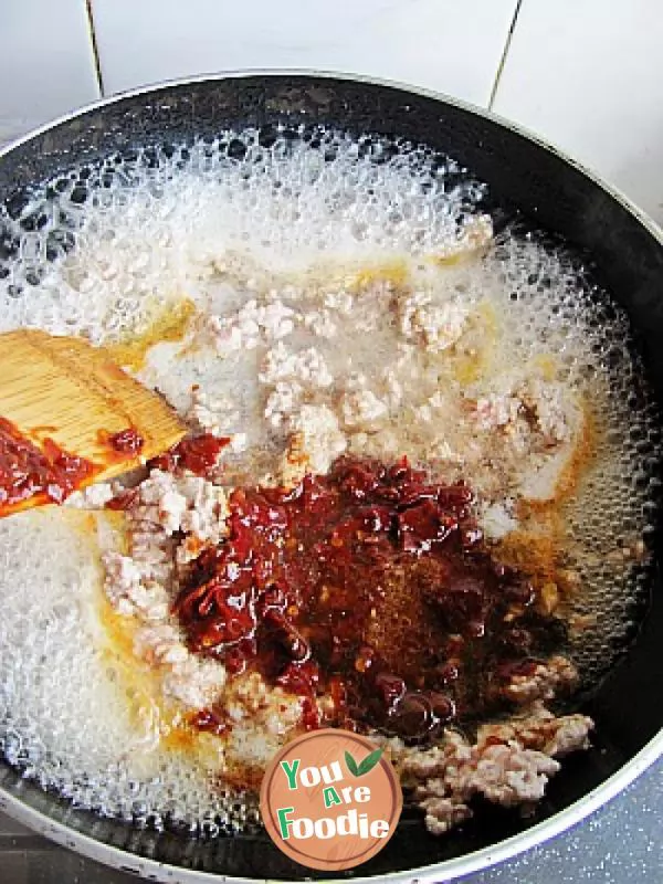 Home style Sichuan fried noodles