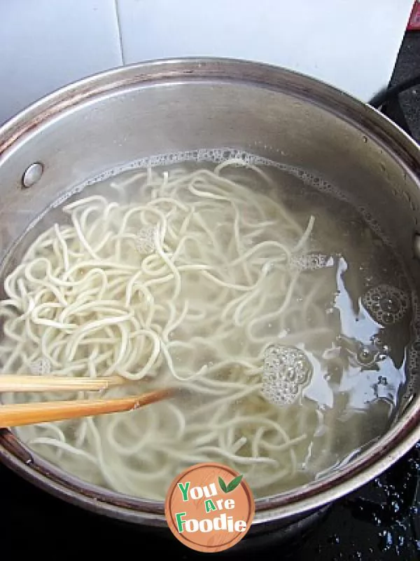 Home style Sichuan fried noodles