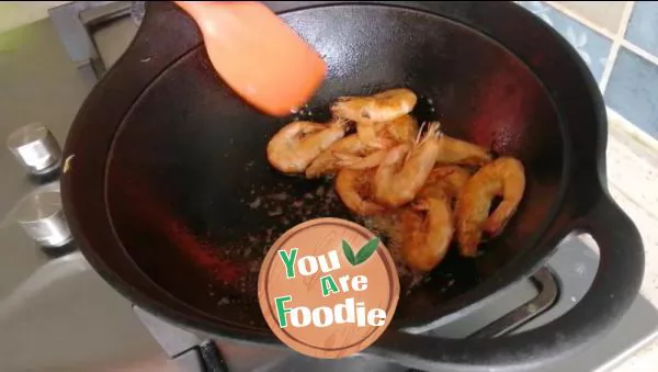 Stir fried baby cabbage with fresh shrimp