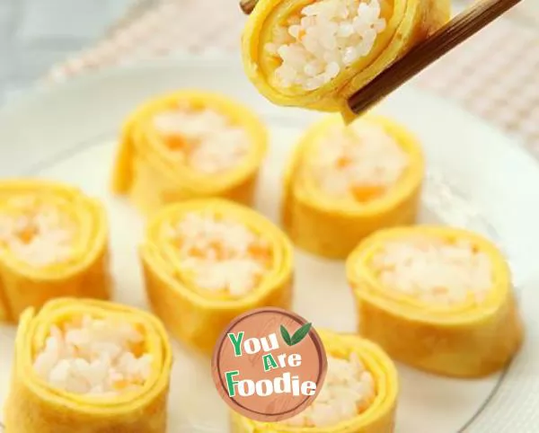 Summer snack - carrot tomato rice roll