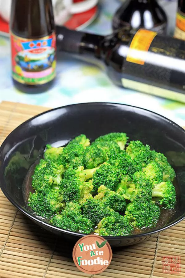 Broccoli in oyster sauce