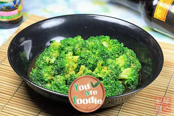 Broccoli in oyster sauce