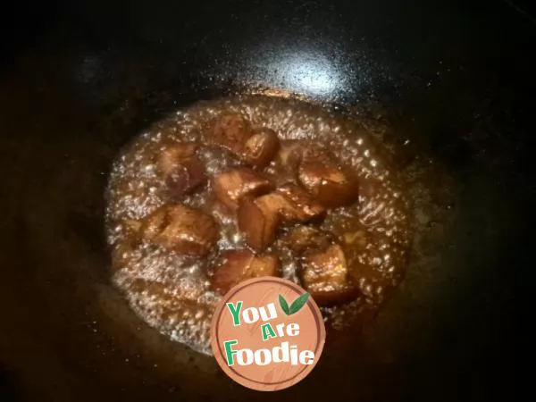 braised pork in brown sauce