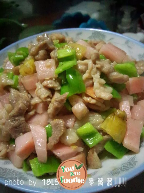 Rice killer: sliced pork with pickled radish