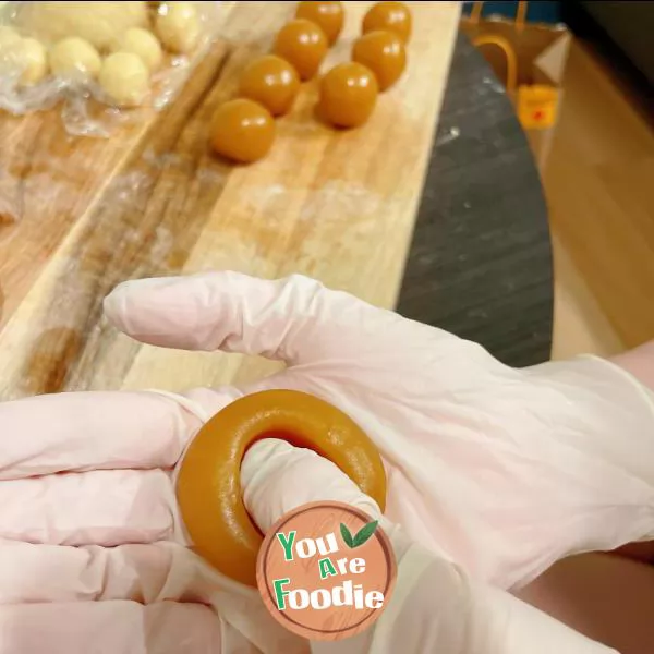 Egg-Yolk Puff
