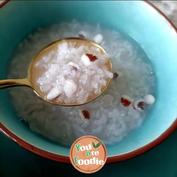 Rice porridge with Gorgon sauce