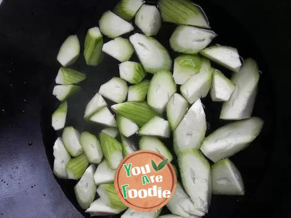 Towel gourd vermicelli cold dish