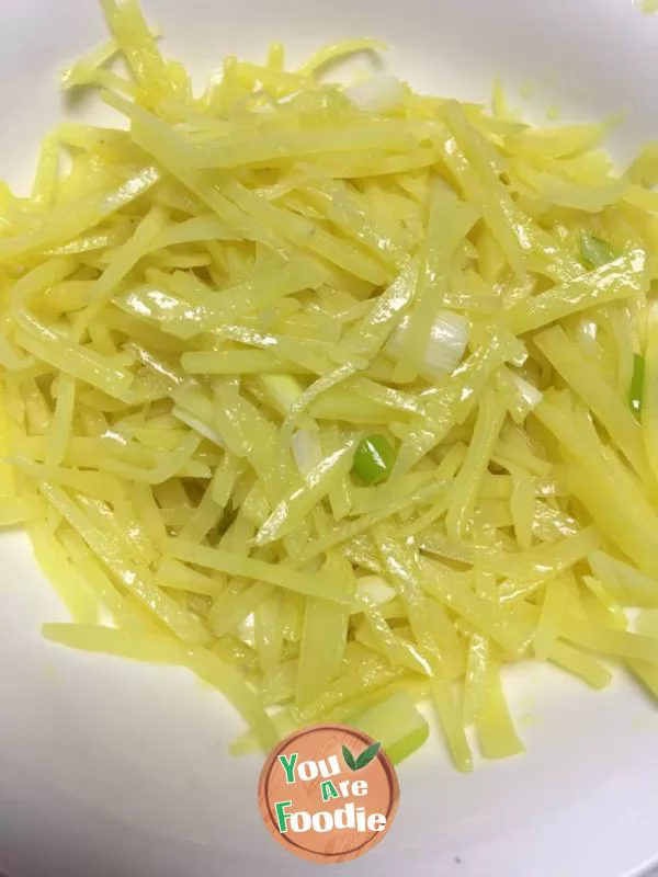 Stir fried shredded potato