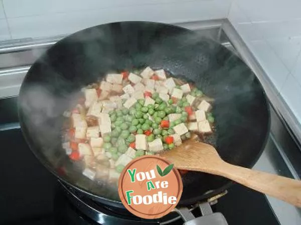 Stewed tofu with fresh shellfish sauce