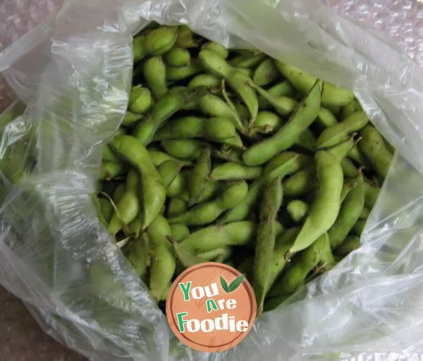 Fried soybeans with night flowers