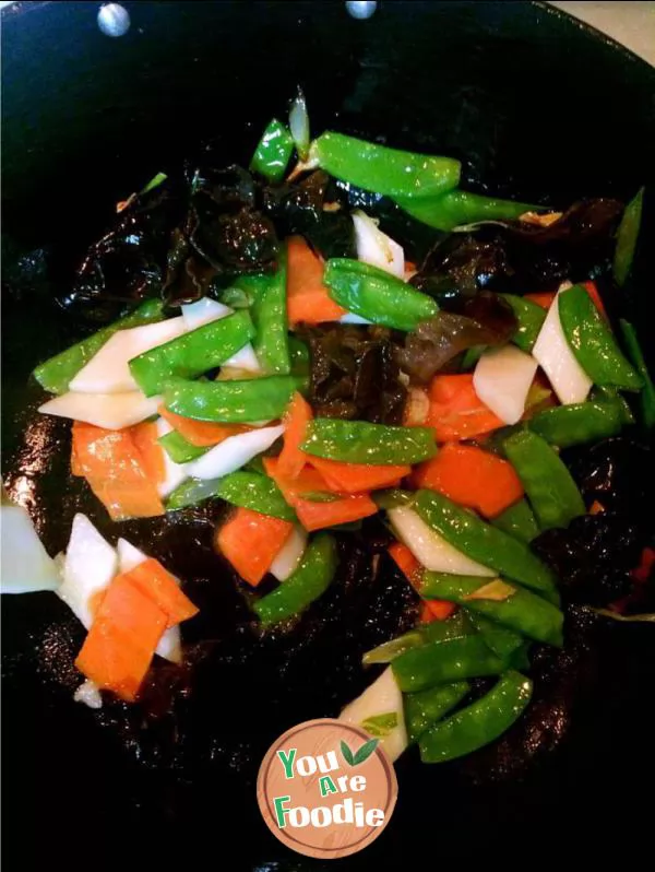 Stir fried with four pigments