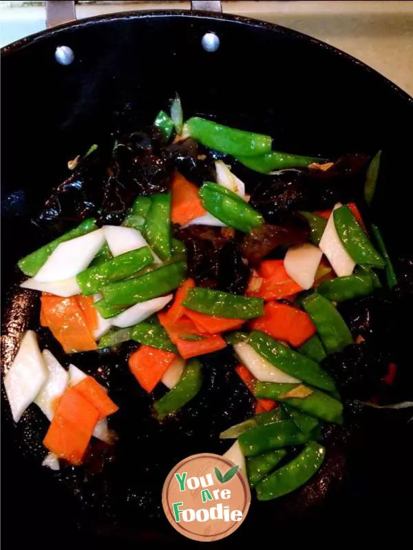 Stir fried with four pigments