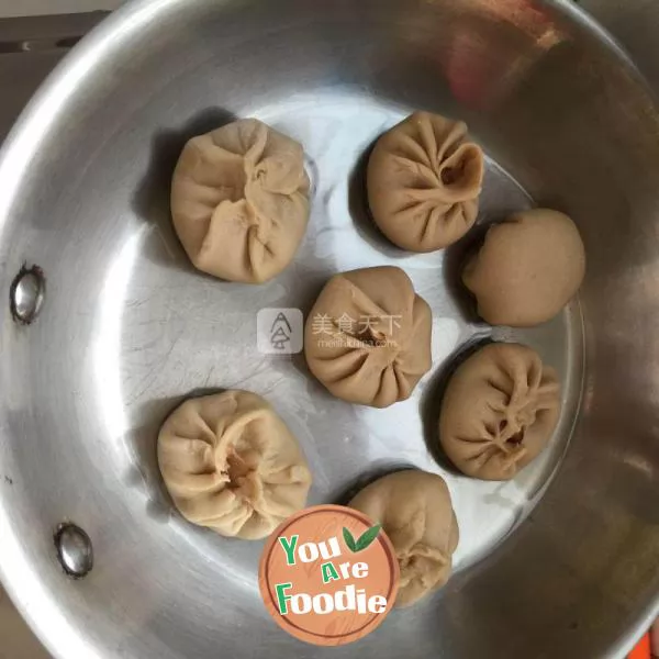 Fried Bun in soup