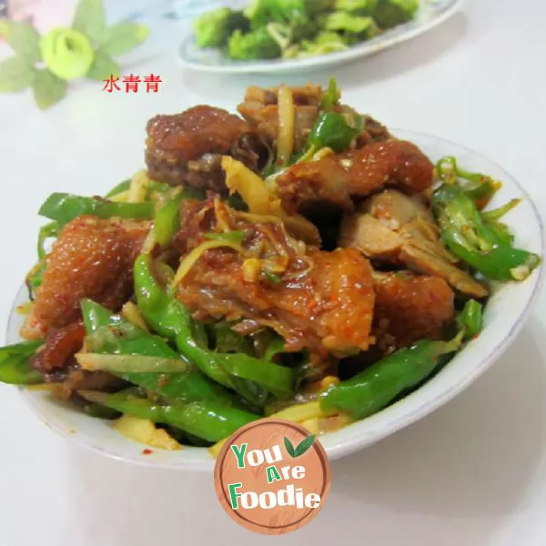 Stir fried duck with chili