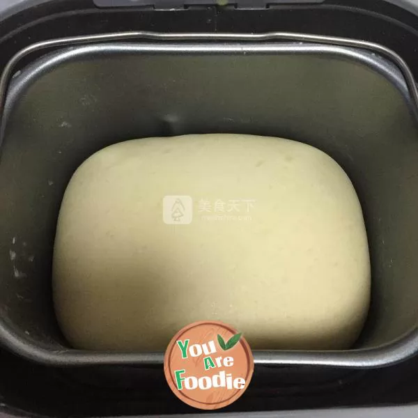 Small honey bread