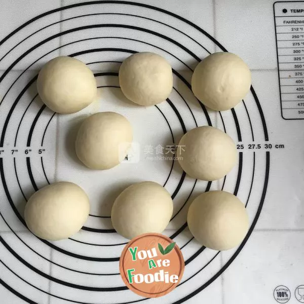 Small honey bread