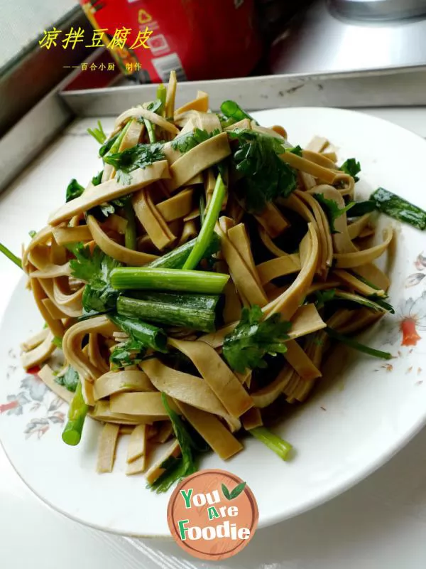 Bean curd skin in cold sauce