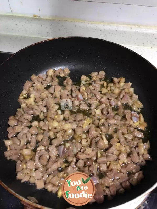 Fried diced chicken with carrot