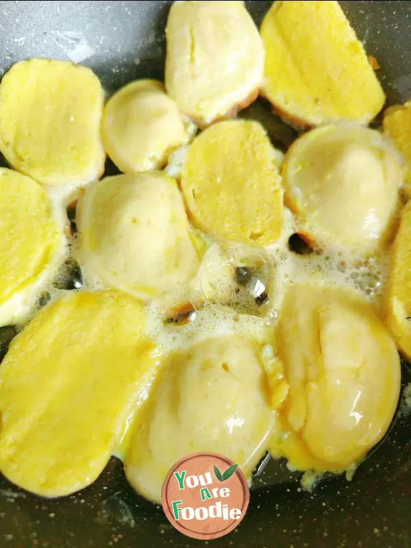 Fried steamed bread slices