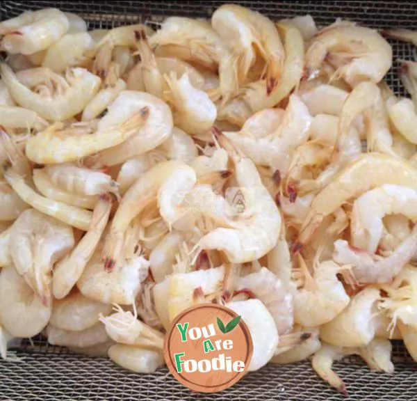 Fried shrimp with garlic