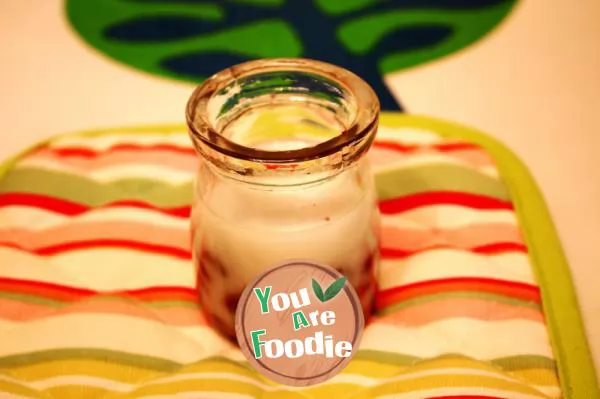Coconut milk red bean pudding
