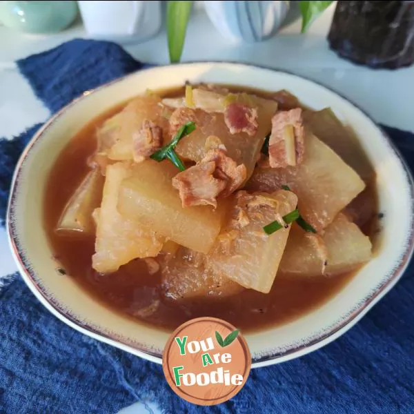 Braised white gourd with sliced meat and shrimp skin