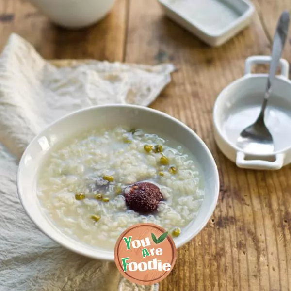 Red Bayberry and mung bean porridge - anti-cancer and anti-oxidation