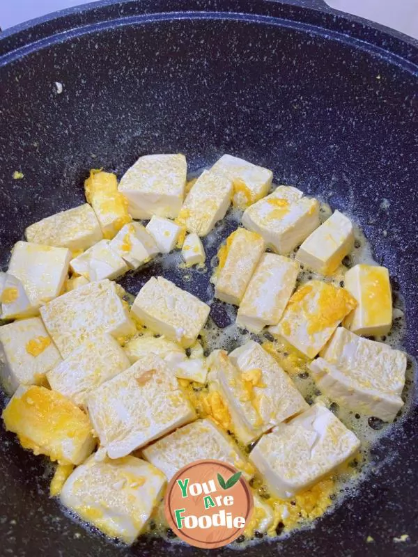 Scallion flavored tofu