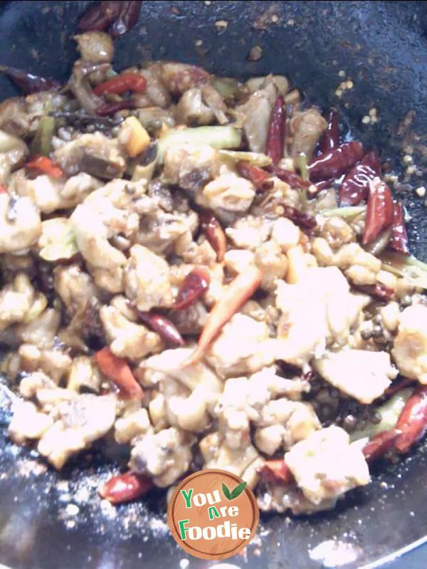 [spicy Sichuan cuisine] - stir fried spicy chicken