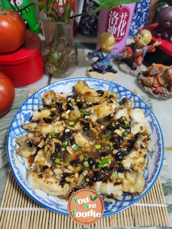 Steamed fish brisket in drum sauce