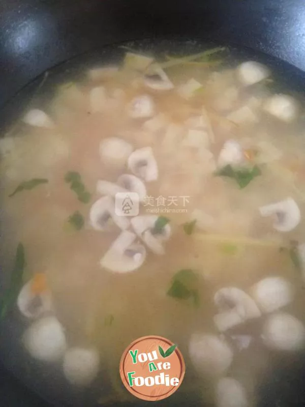 Fresh razor clam and tofu soup