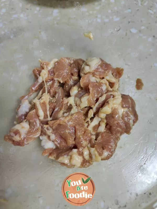 Steamed Flammulina velutipes with muscle top meat