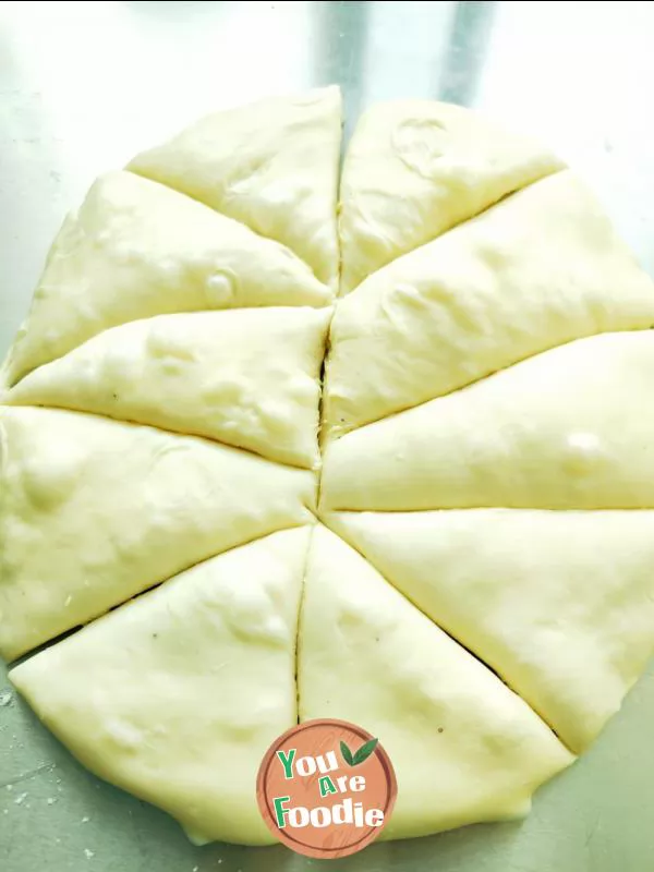 Steamed bun with coconut paste