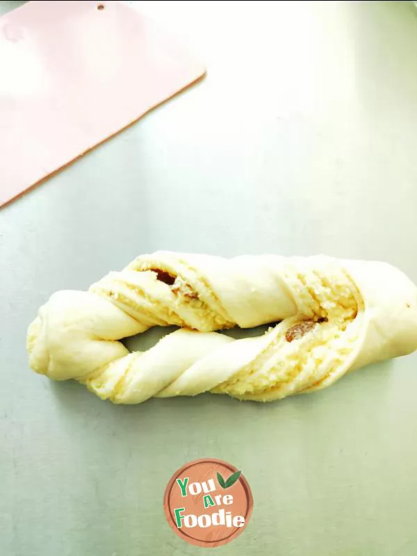 Steamed bun with coconut paste